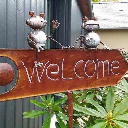 Les Muscaris Bed & Breakfast Le Minihic-sur-Rance Bagian luar foto